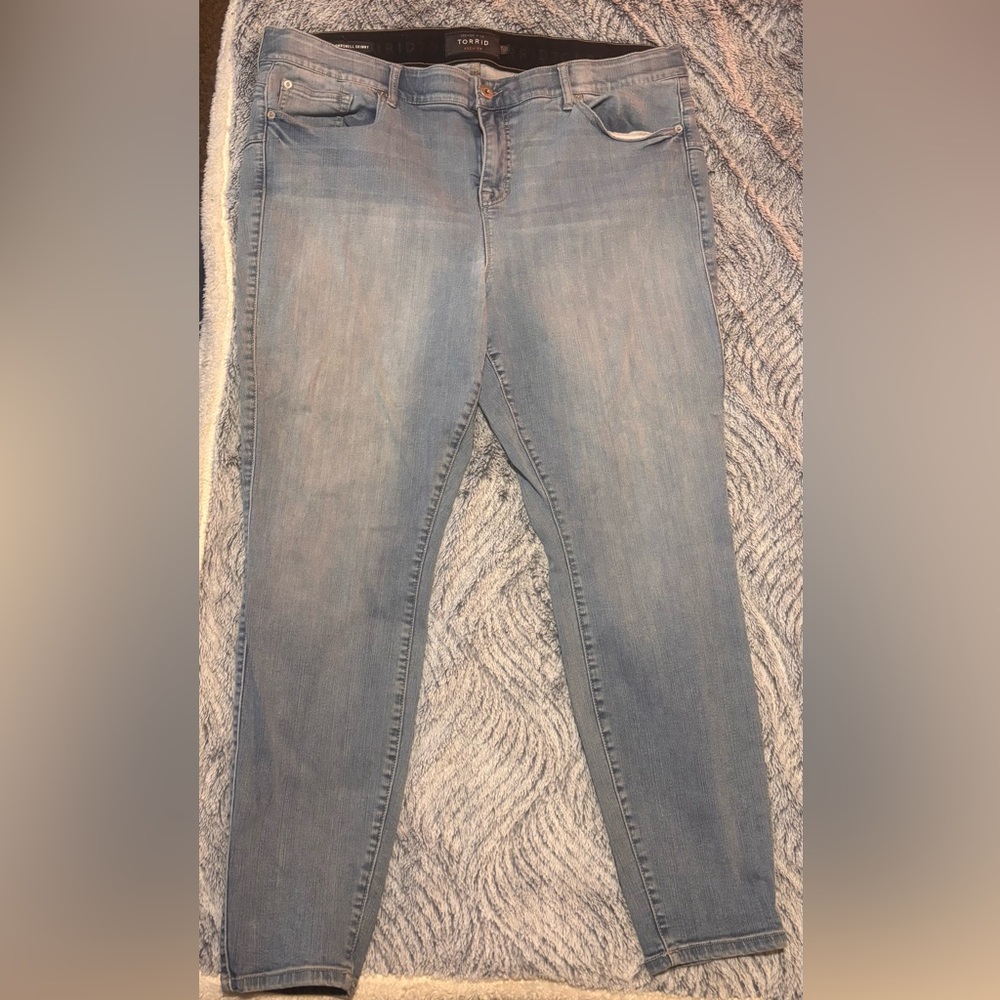 Torrid Women's Plus Size Light Blue Skinny Jeans